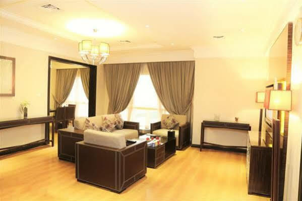 Boudl Kuwait Al Fahahil Aparthotel Kuwait City Exterior photo